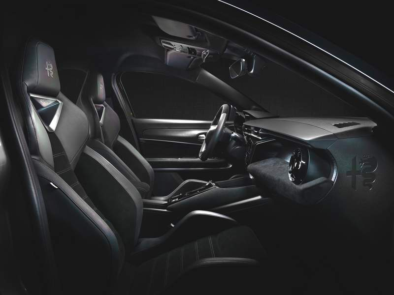 Alfa Romeo – Junior 1.2 145CV Hybrid eDCT6