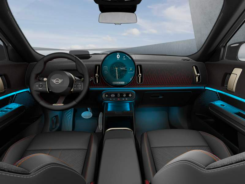 MINI – Countryman C 48V Blackyard