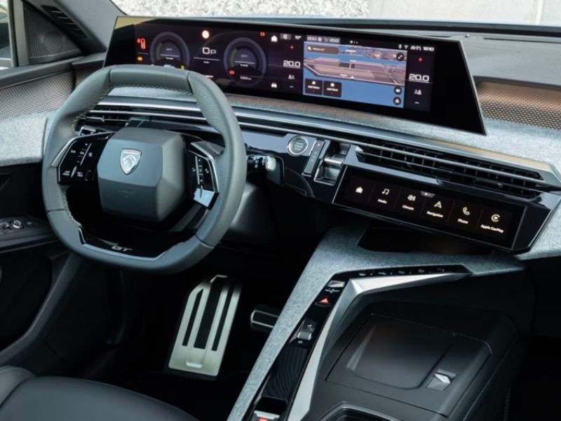 PEUGEOT – 5008  Hybrid 145 e-DCS6 Allure